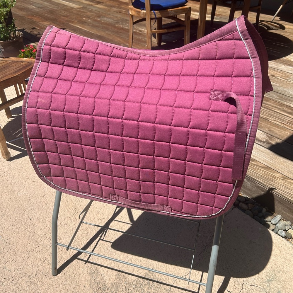 Horze burgundy dressage saddle pad, never used